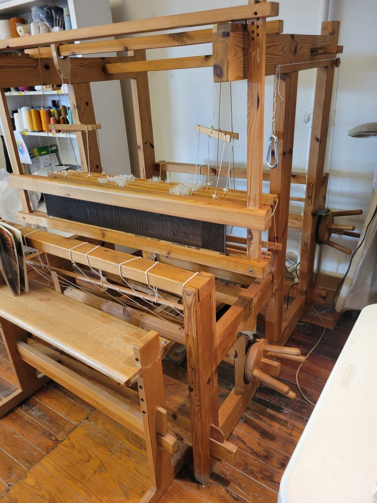 Glimakra counterbalance 4-shaft, 6 treadle restored loom for sale