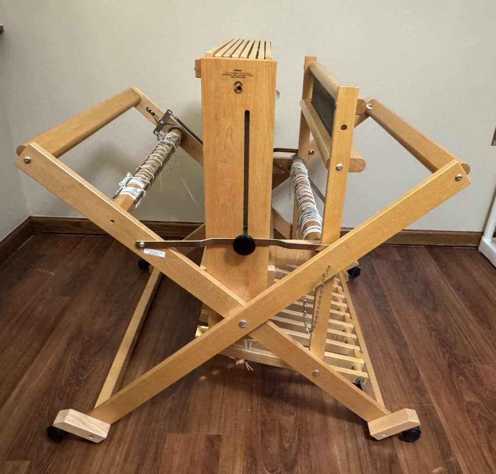 Leclerc Compact Loom 8 Shafts, 10 Treadles