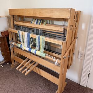 Harrisville Designs 4 harness,4 treadle direct tie-up 36”